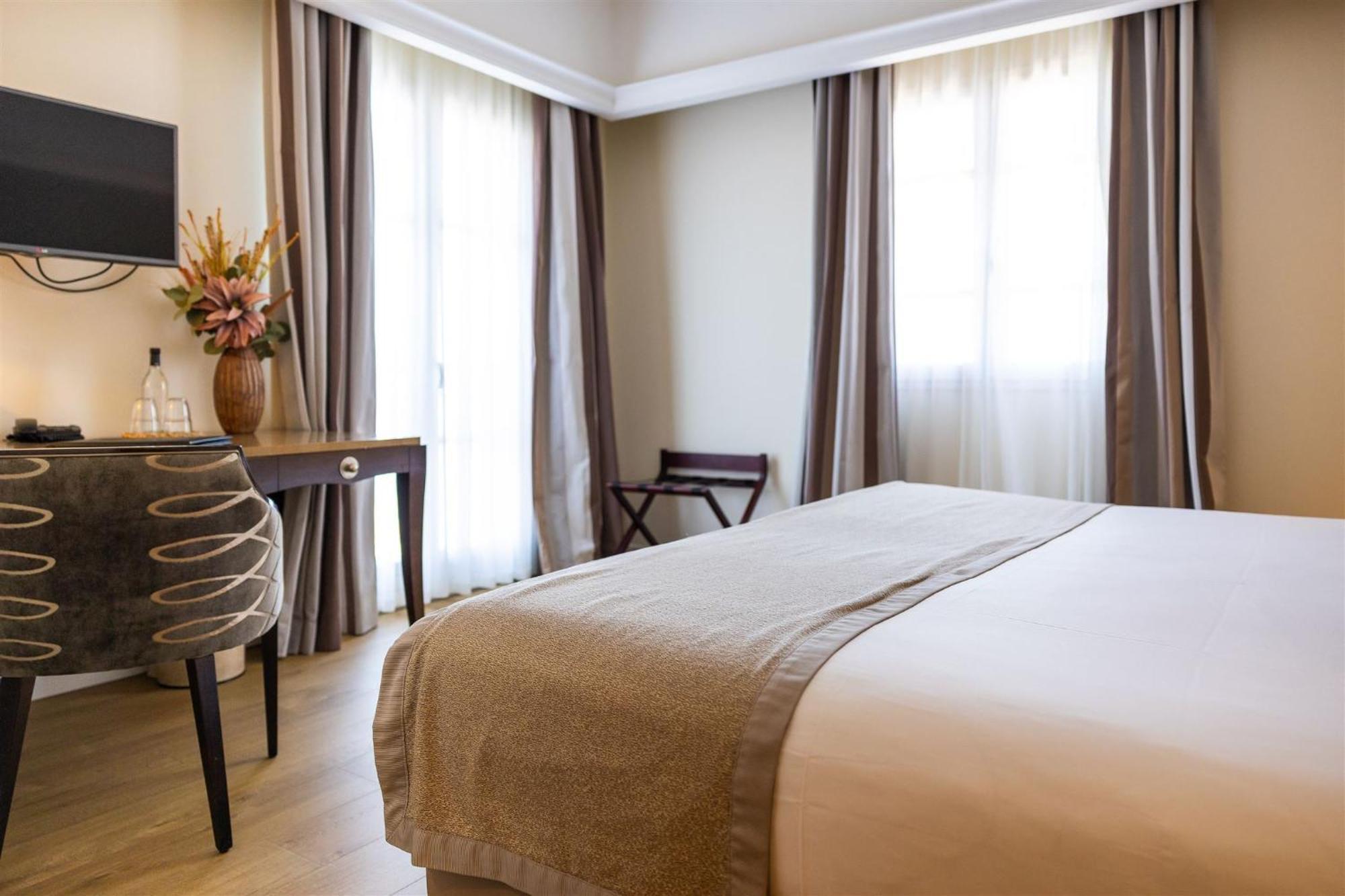 Hotel Des Gouverneurs Бастія Екстер'єр фото
